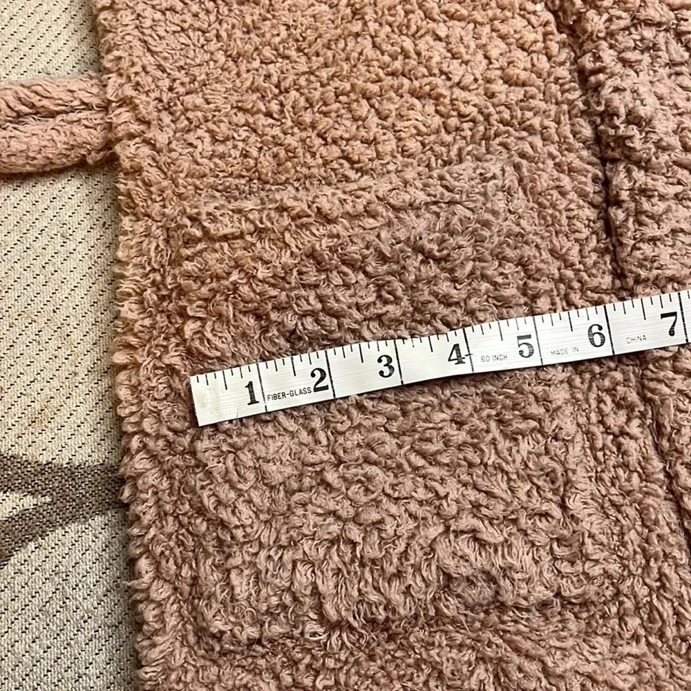 Natori Teddy plush fuzzy pink blush front pockets short robe, *missing belt* - Picture 12 of 17